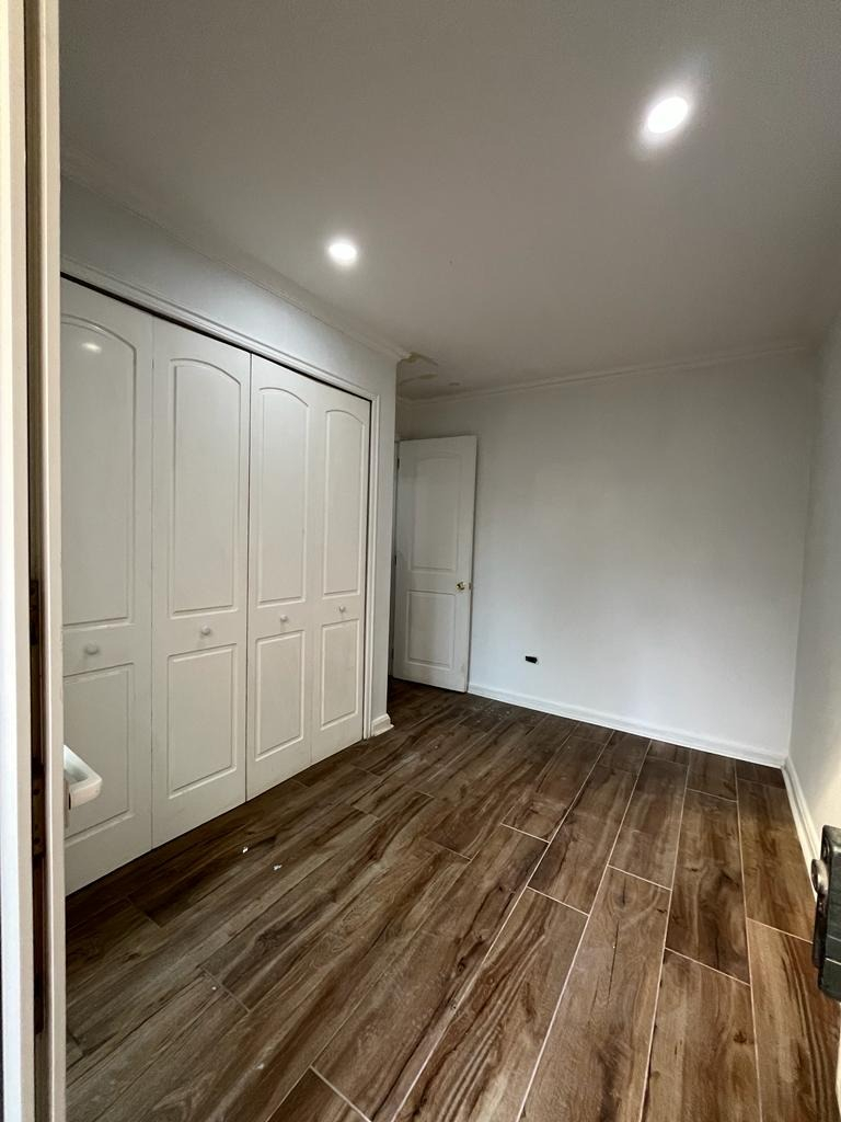 Arriendo Casa 2D Los Dominicos - Las Condes