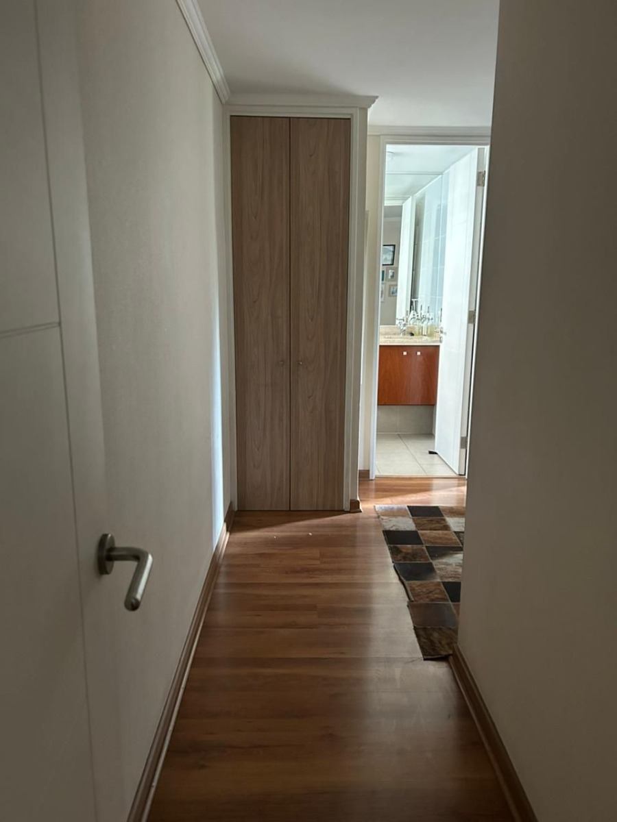 Venta Departamento 2D en suite 2B 1E 1B Rotonda Atenas - Las Condes