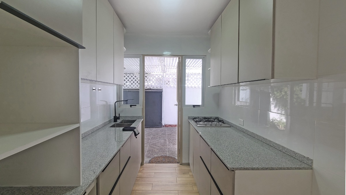 Venta Casa 3D 2B 2E Metro Hernando de Magallanes - Las Condes