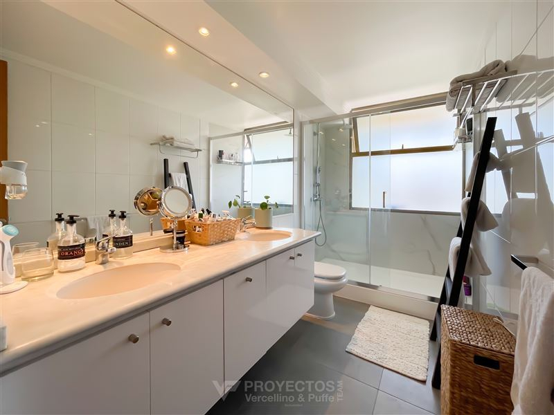 Venta Departamento Nor-Oriente 3D en suite Walk-in cl&oacute;set 4B 1E 1B Metro Manquehue - Apumanque - Las Condes