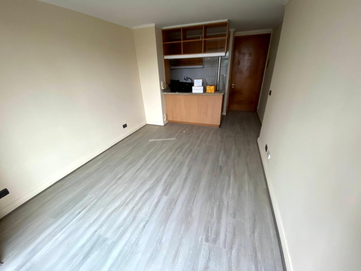 Arriendo Departamento NO 2D en suite 2B 1E 1Bd  - Providencia