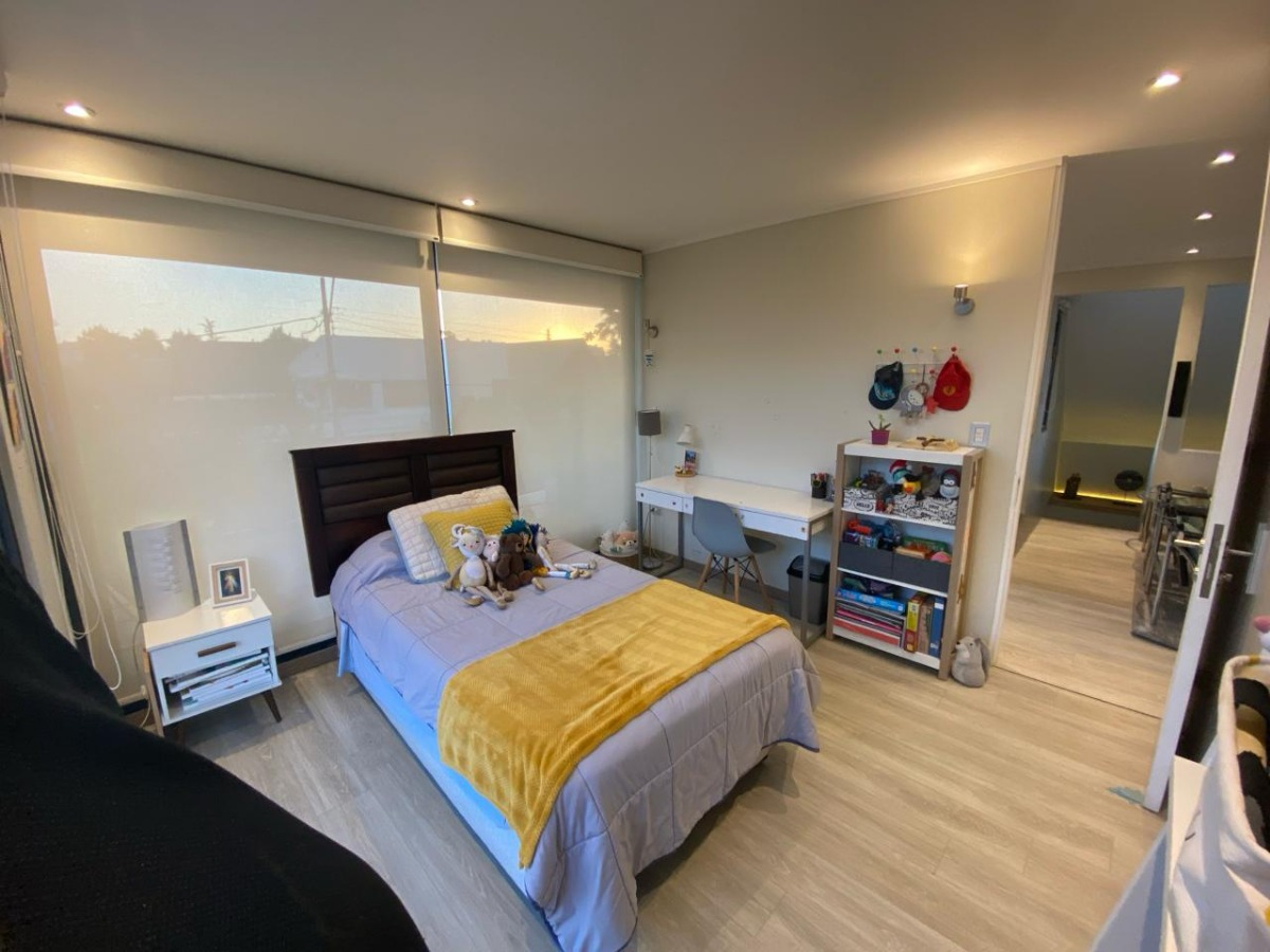 Venta Casa NO 4D en suite Walk-in cl&oacute;set 5B 2E 1B Rotonda Atenas - Las Condes