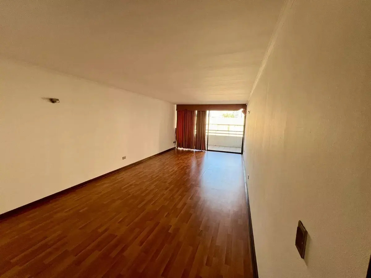 Venta Departamento SO 4D en suite Walk-in cl&oacute;set 3B 2E 1B Metro Escuela Militar - Las Condes