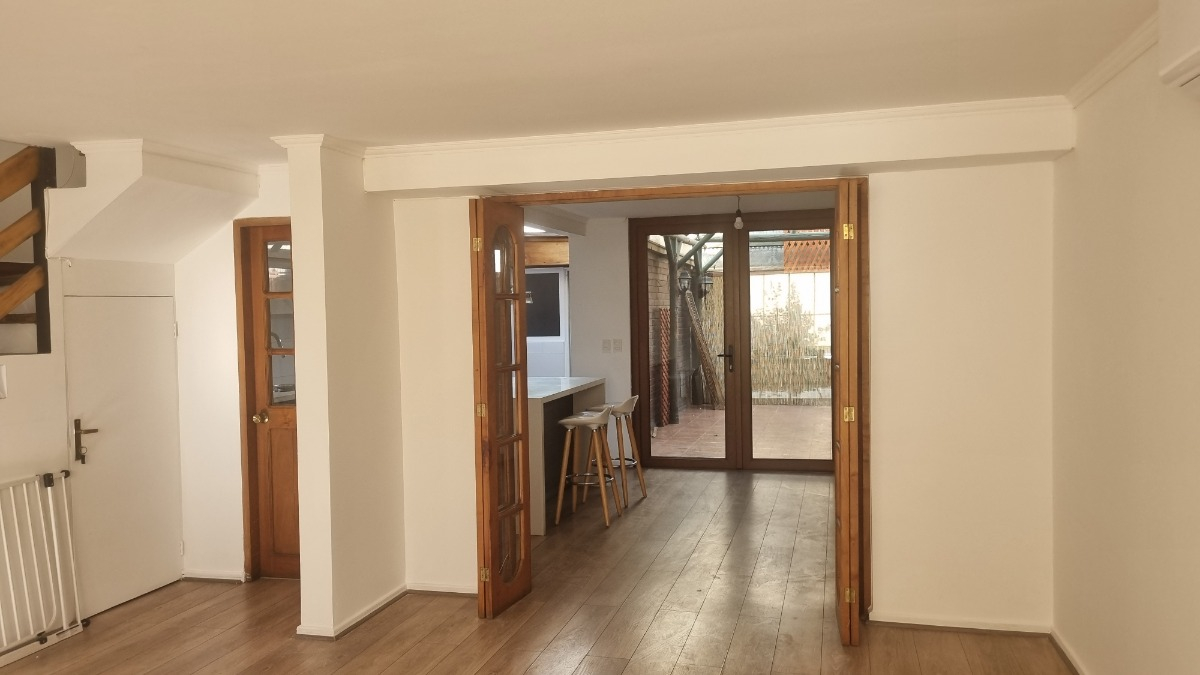 Arriendo Casa P 5D en suite Walk-in cl&oacute;set 4B 1E Carlos Ossand&oacute;n - La Reina