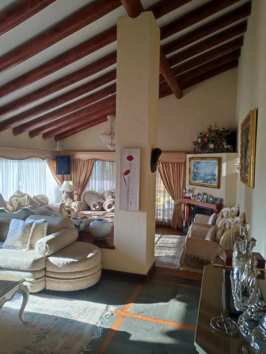 Venta Casa NO 6D en suite Walk-in cl&oacute;set 5B 3E 1B El Huinganal - Lo Barnechea