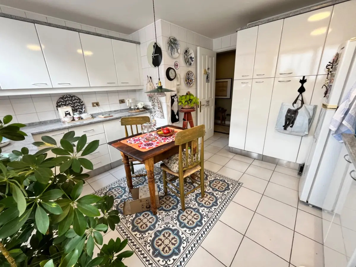 Venta Departamento NO 2D en suite Walk-in cl&oacute;set 2B 1E 1B Barrio El Golf - Las Condes