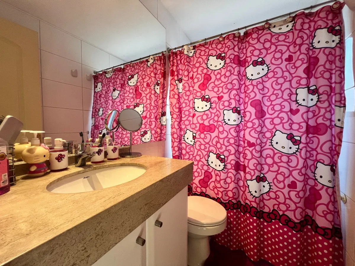 Venta Casa NO 5D WI cl&oacute;set Suite 4B 2E 1Bd La Dehesa - Lo Barnechea