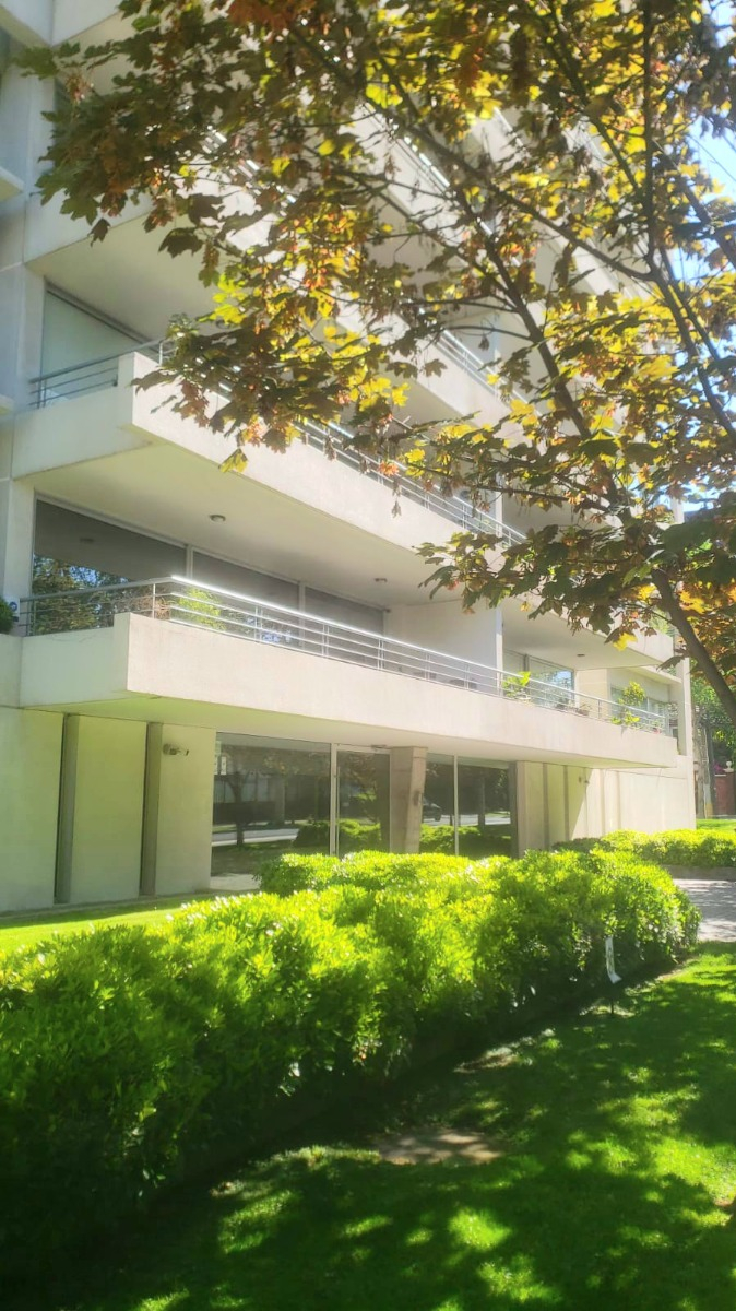 Venta Departamento SO 4D en suite Walk-in cl&oacute;set 4B 3E 1B Metro Escuela Militar - Las Condes