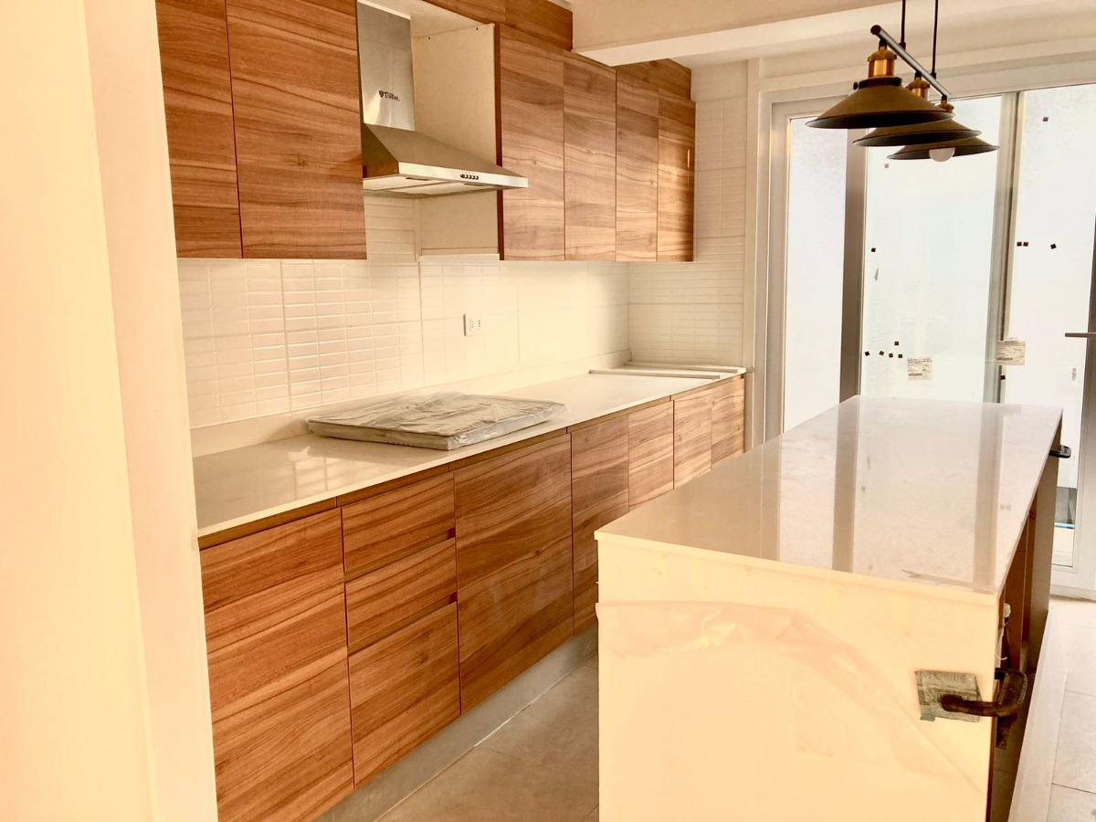 Venta Casa 3D en suite Walk-in cl&oacute;set 3B 2E 1B Rotonda Atenas - Las Condes
