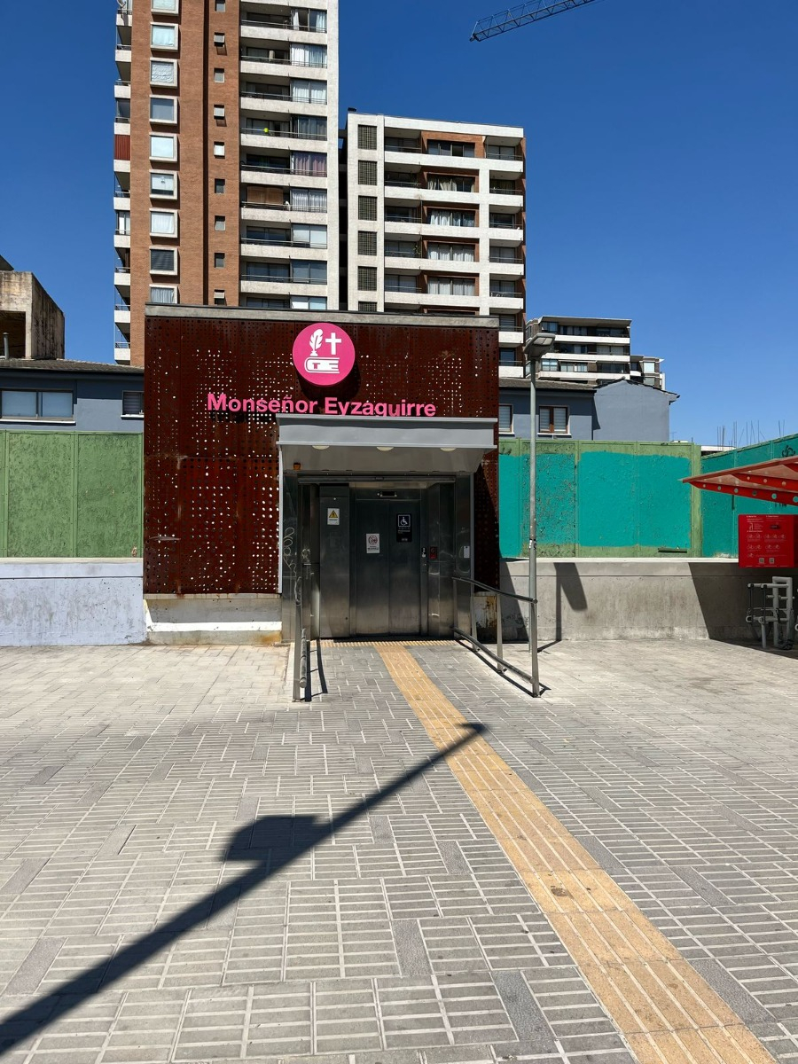 Arriendo Departamento NOSP 4D 2B 1E Metro Monse&ntilde;or Eyzaguirre - &Ntilde;u&ntilde;oa