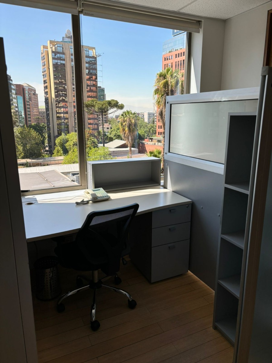 Arriendo Oficina SO 2B 1E Pedro de Valdivia - Providencia