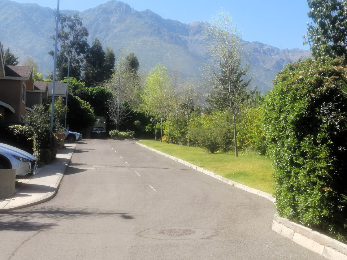 Venta Casa NP 5D en suite Walk-in cl&oacute;set 5B 3E 2B La Reina Alta - La Reina