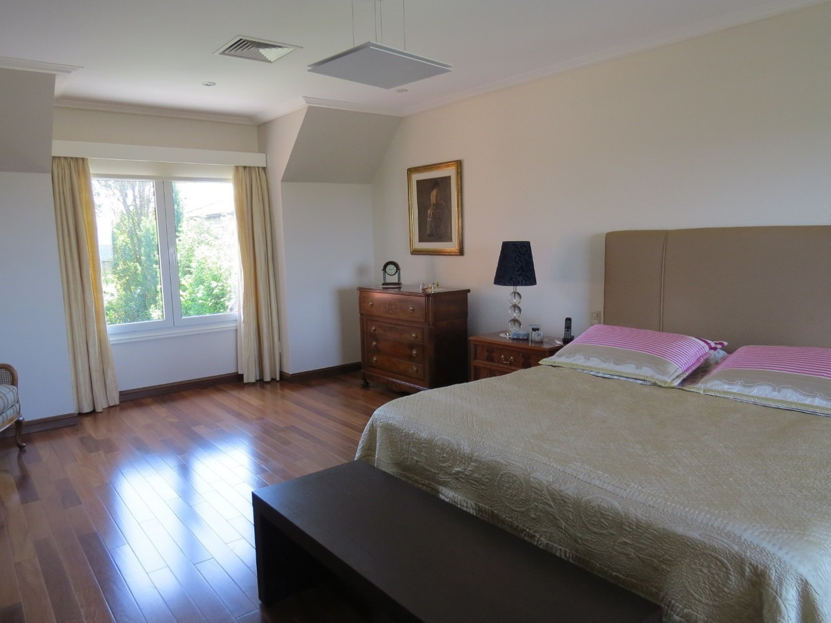 Venta Casa 4D en suite Walk-in cl&oacute;set 6B 4E Lo Barnechea
