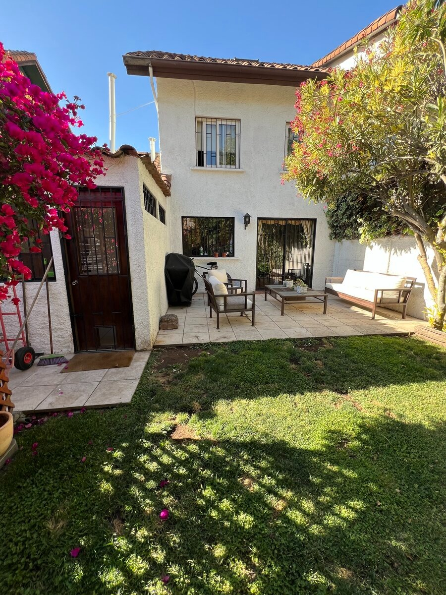 Venta Casa NO 4D en suite Walk-in cl&oacute;set 3B 2E 1B Alto Las Condes - Las Condes