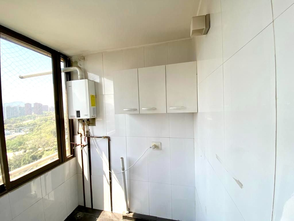 Arriendo Departamento 2D Parque Arauco - Las Condes