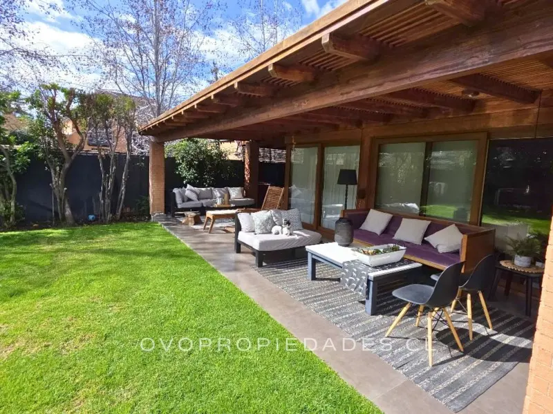 Venta Casa O 4D  5B 2E 2Bd La Dehesa - Lo Barnechea