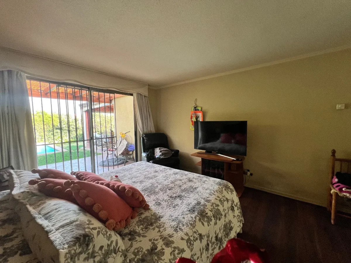 Venta Casa NO 5D WI cl&oacute;set Suite 4B 2E 1Bd La Dehesa - Lo Barnechea
