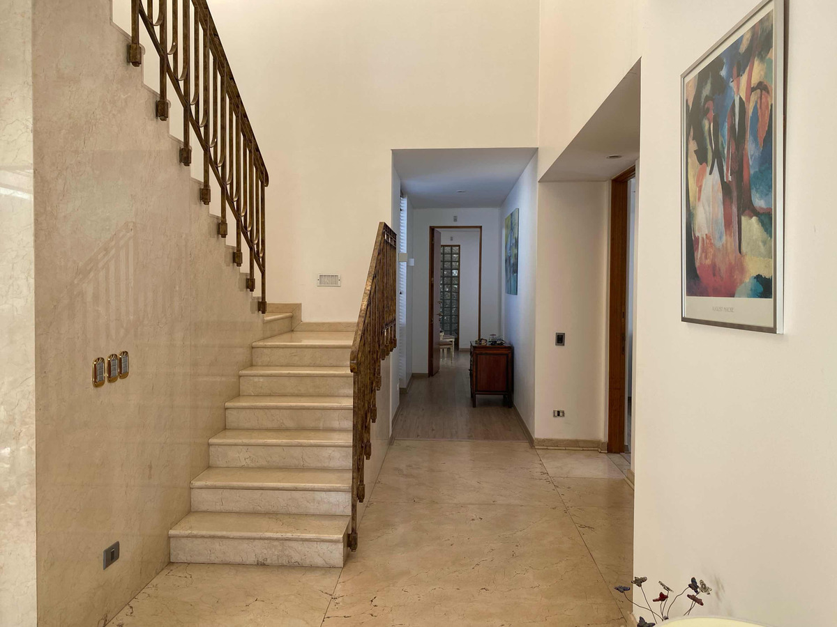 Arriendo Casa 7D 8B 5E 1B Los Dominicos - Las Condes
