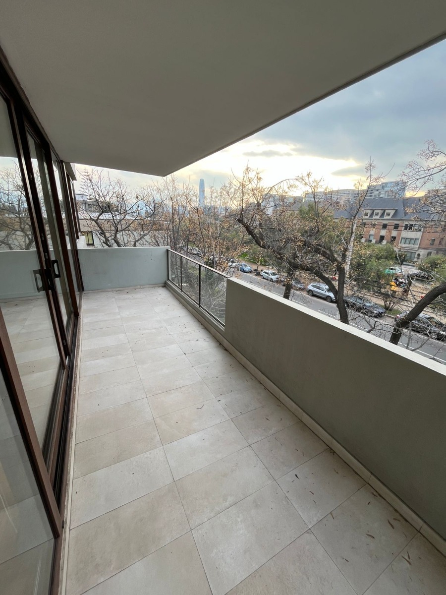 Arriendo Departamento N 4D 3B 1E 1B Barrio El Golf - Las Condes