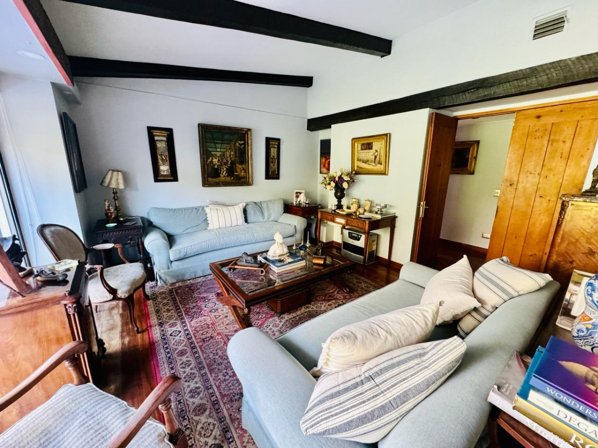 Venta Casa NO 3D 2B 2E Juan XXIII - Vitacura