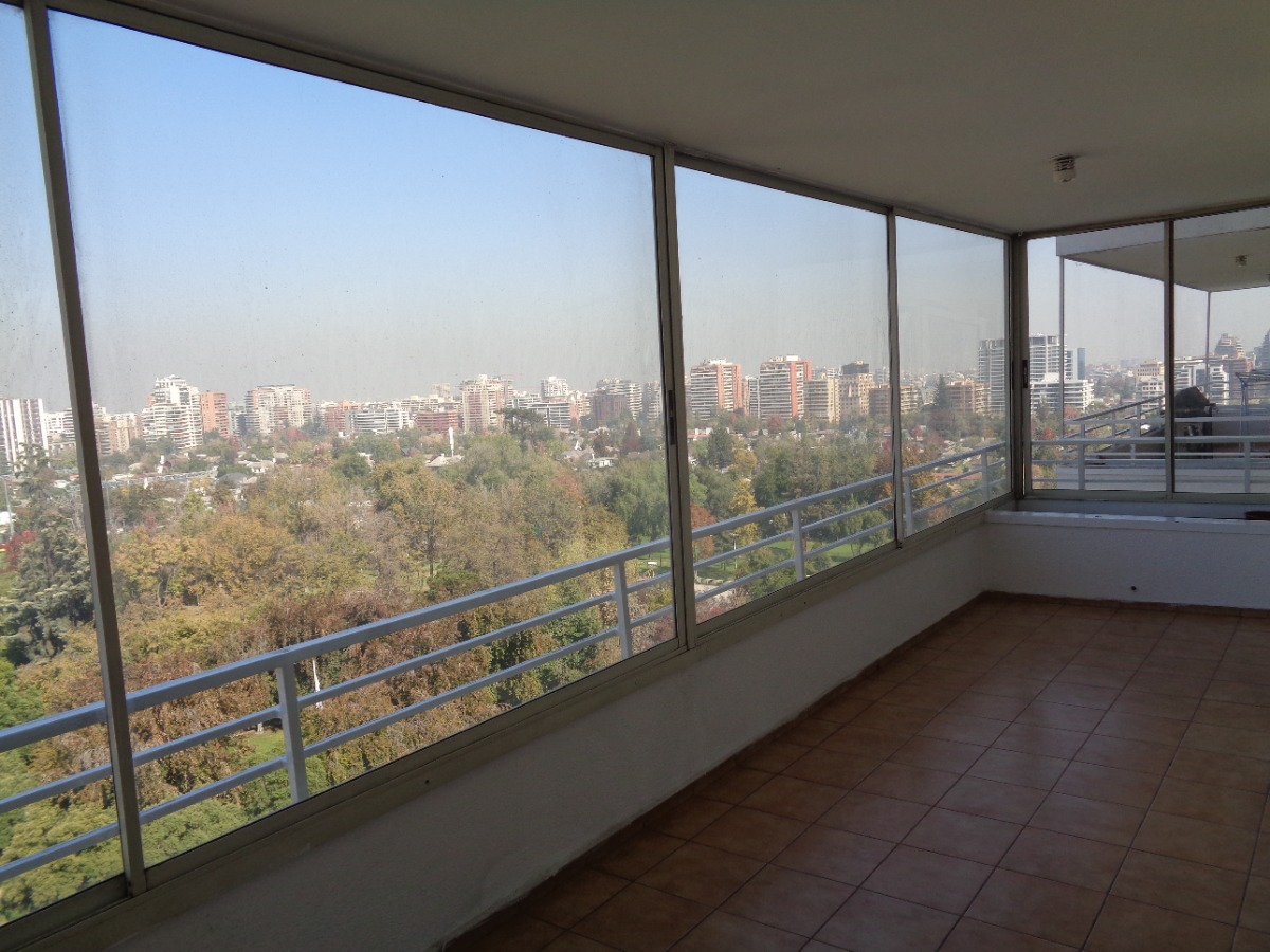 Arriendo Departamento N 3D en suite 2B 1E 1B Metro Escuela Militar - Las Condes