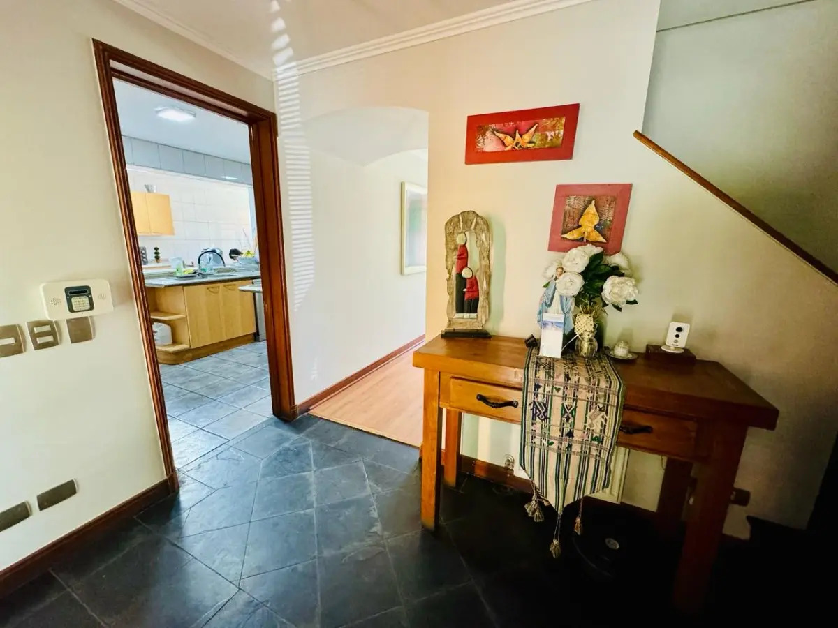 Venta Casa NP 5D Walk-in cl&oacute;set 5B 2E 1B La Dehesa - Lo Barnechea