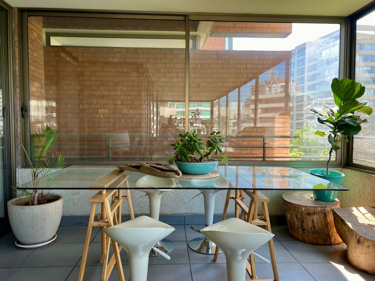 Venta Departamento O 5D en suite Walk-in cl&oacute;set 3B 2E 1B Metro Manquehue - Apumanque - Las Condes