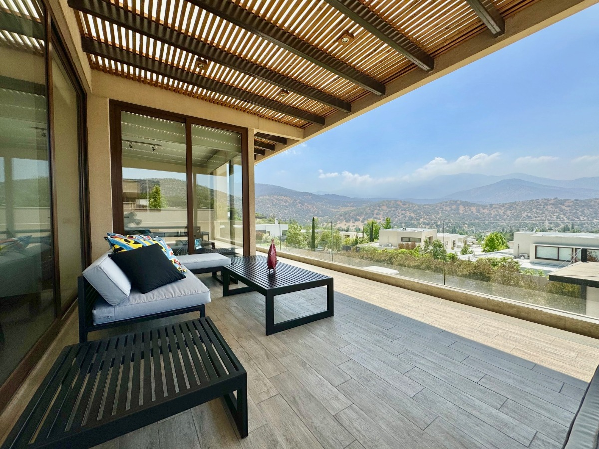 Venta Casa NO 4D en suite Walk-in cl&oacute;set 3B 2E 1B Los Trapenses - Lo Barnechea