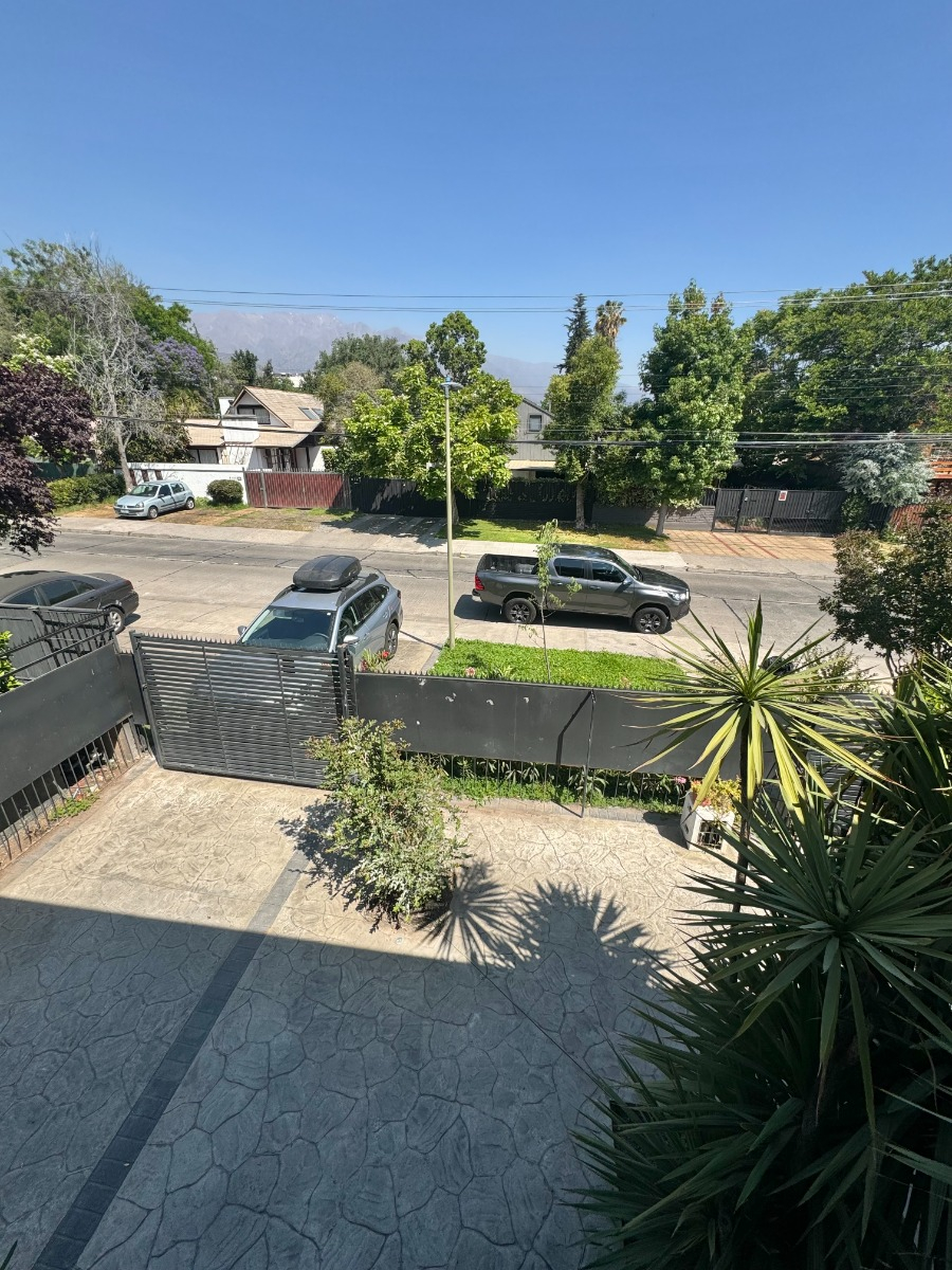 Venta Casa NO 3D 2B 2E 1B Alto Las Condes - Las Condes