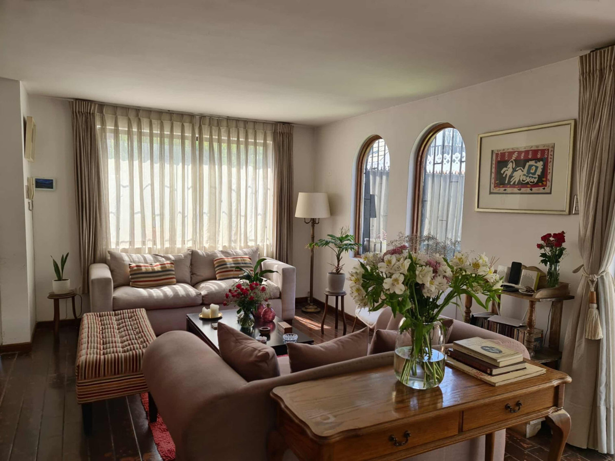 Venta Casa 3D 2B 1E Metro Pr&iacute;ncipe de Gales - Country Club - La Reina