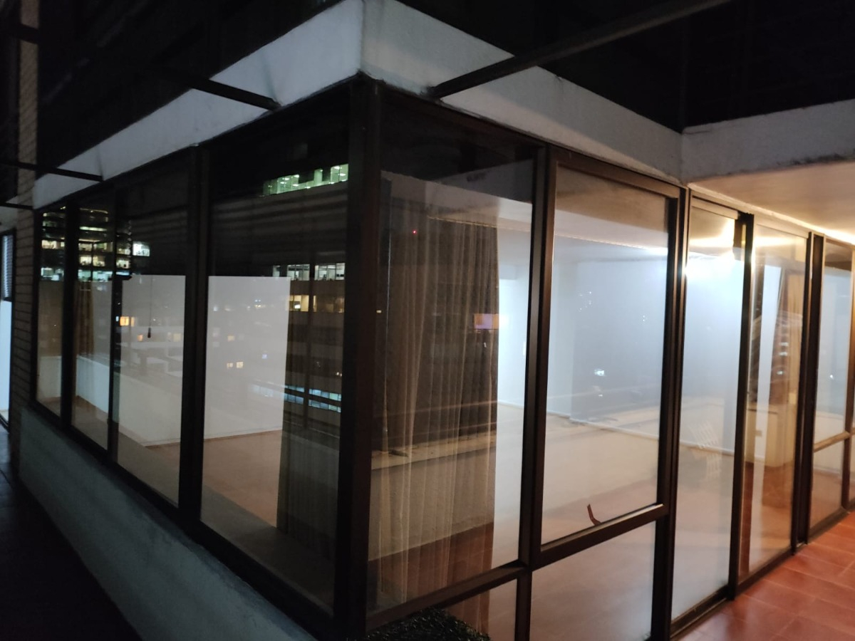 Arriendo Departamento 4D en suite Walk-in cl&oacute;set 4B 1E 1B Centro Financiero - Las Condes