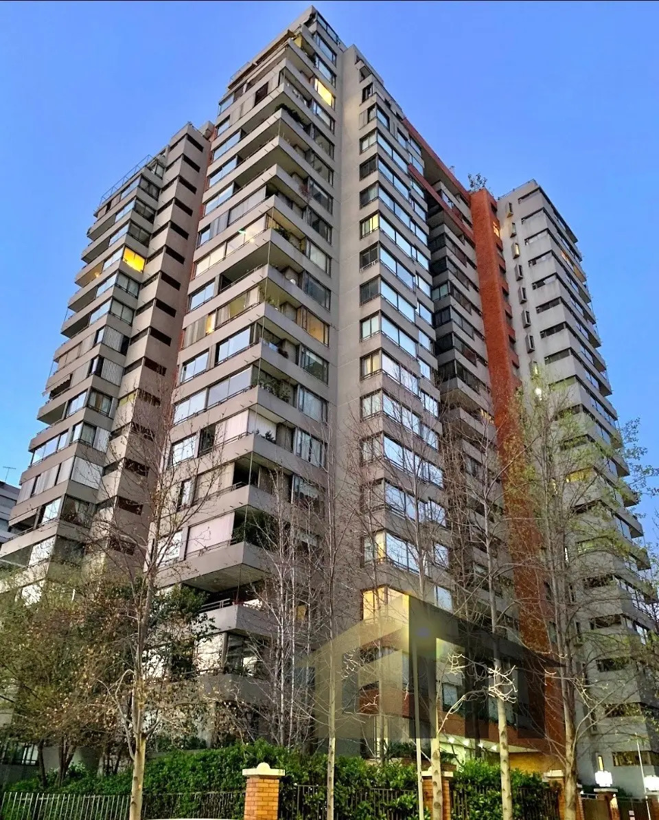 Venta Departamento S 2D en suite Walk-in cl&oacute;set 2B 2E 1B  - Las Condes