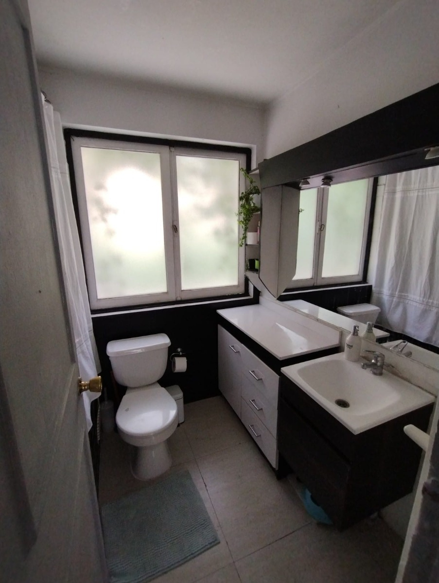 Arriendo Casa NP 4D 3B 1E Metro Bilbao - Providencia