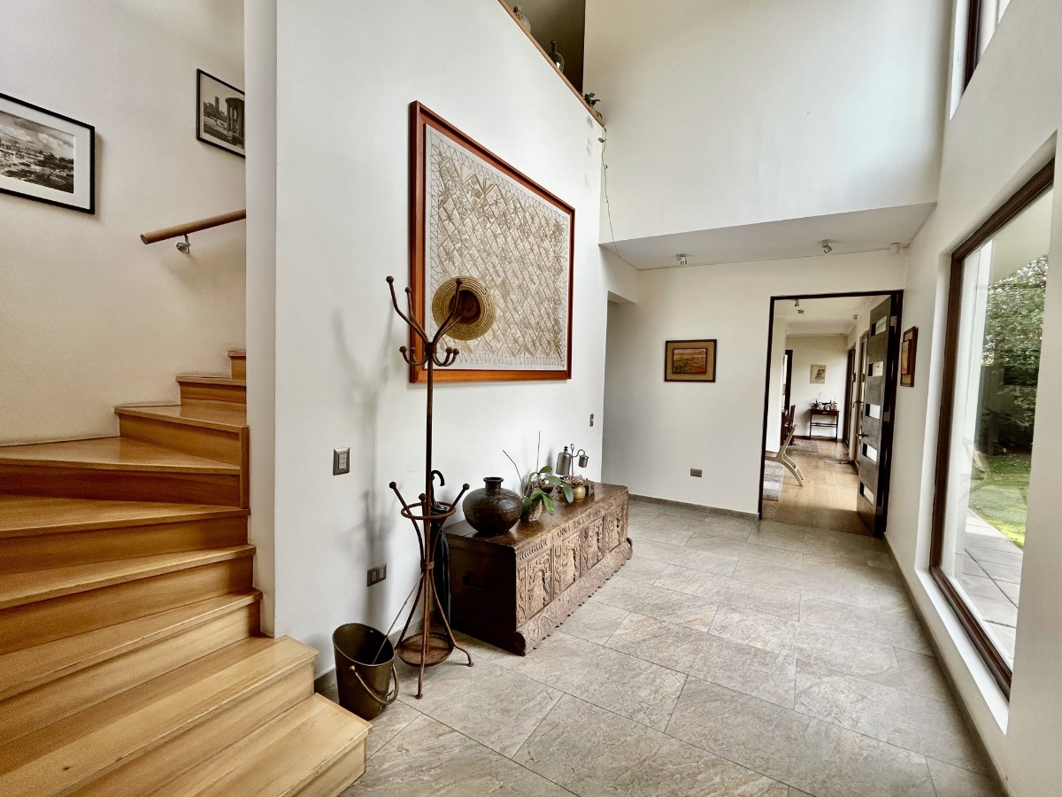 Venta Casa O 5D en suite Walk-in cl&oacute;set 4B 5E 1B La Dehesa - Lo Barnechea