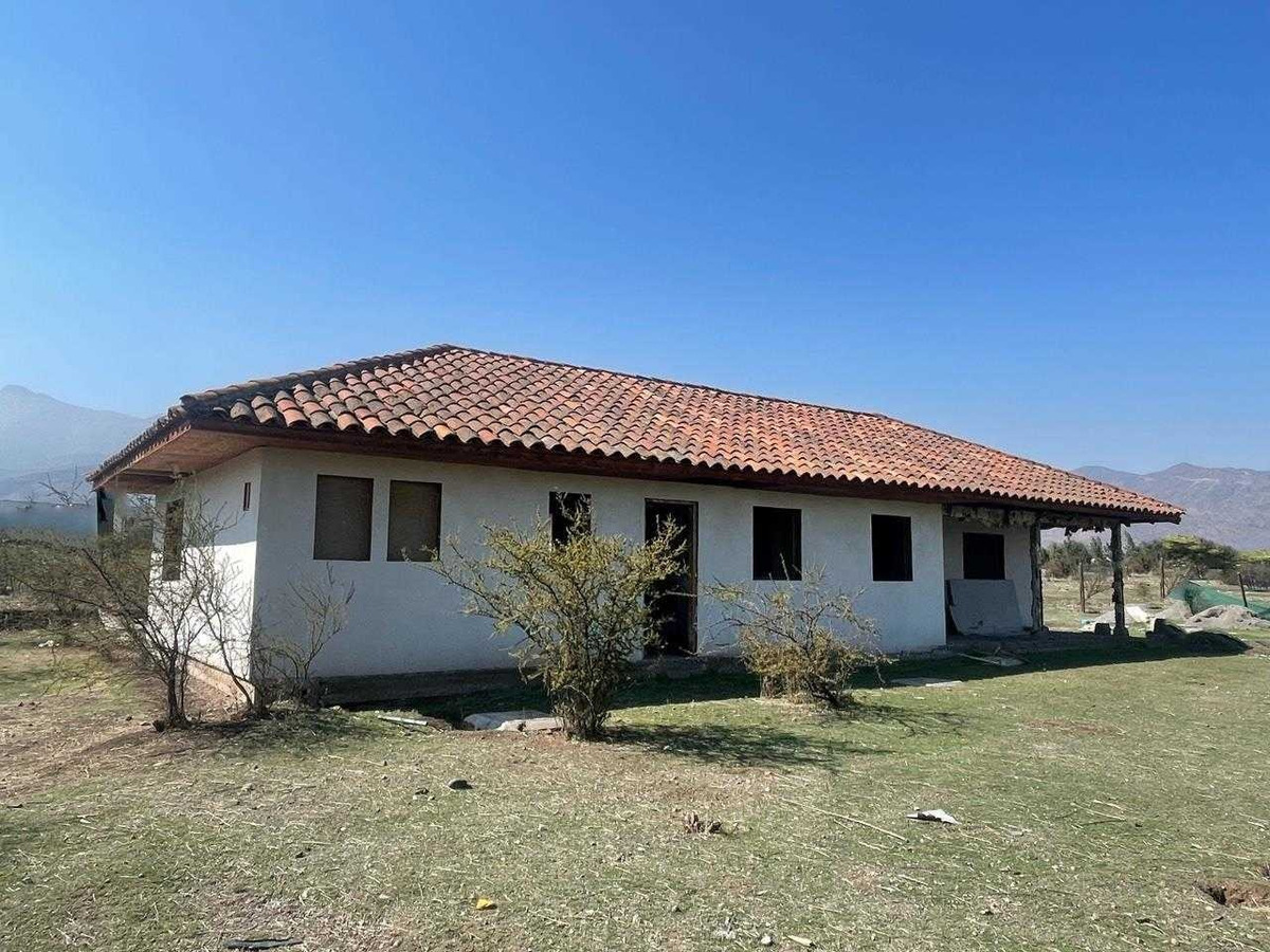 Venta Casa NO 4D en suite Walk-in cl&oacute;set 4B 6E 1B Chicureo - Colina