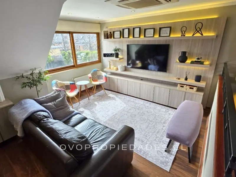 Venta Casa O 4D  5B 2E 2Bd La Dehesa - Lo Barnechea