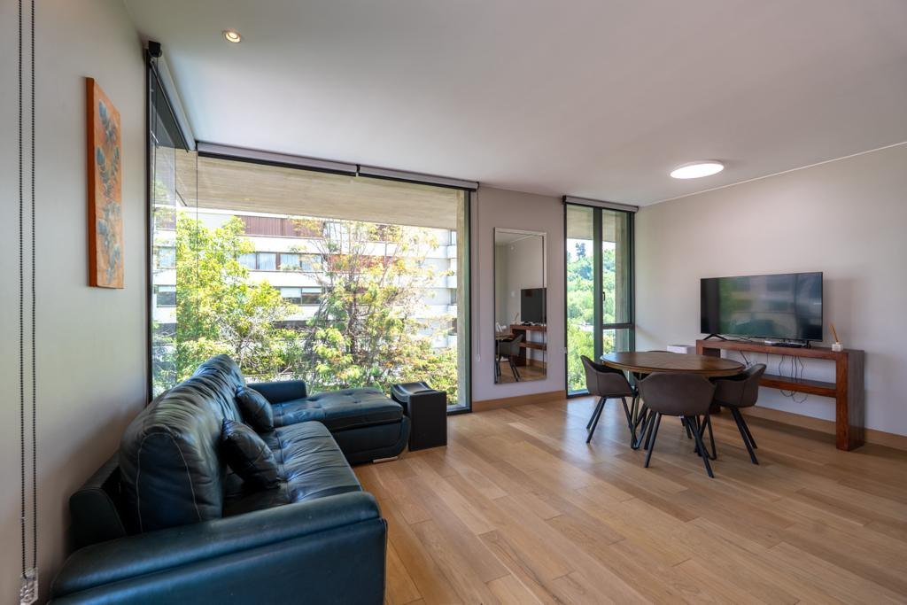 Arriendo Departamento 1D en suite 2B 1E 1B Barrio El Golf - Las Condes