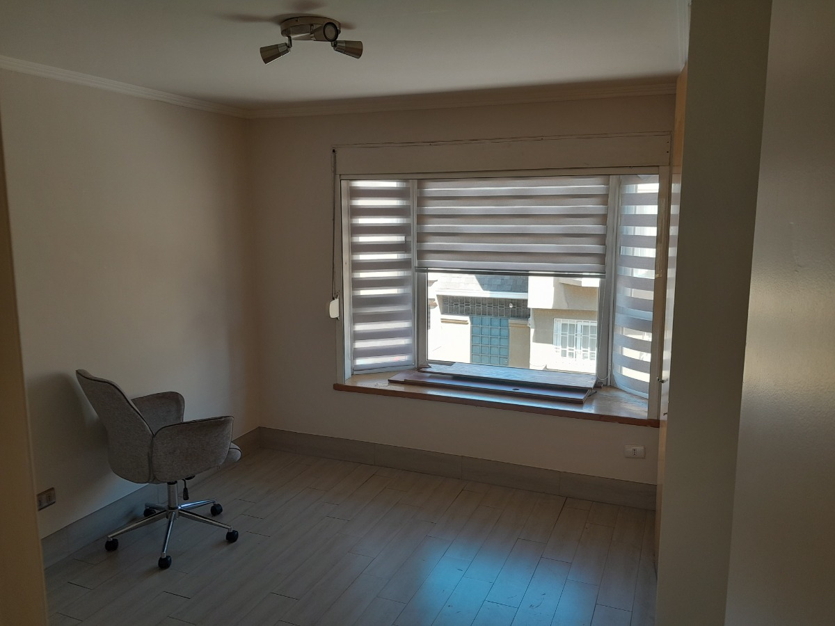 Arriendo Casa NOSP 5D en suite Walk-in cl&oacute;set 5B 2E Carlos Ossand&oacute;n - La Reina