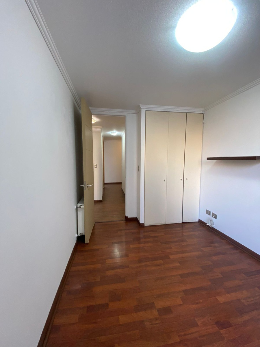 Venta Departamento S 3D en suite Walk-in cl&oacute;set 2B 1E 1B Metro Monse&ntilde;or Eyzaguirre - &Ntilde;u&ntilde;oa