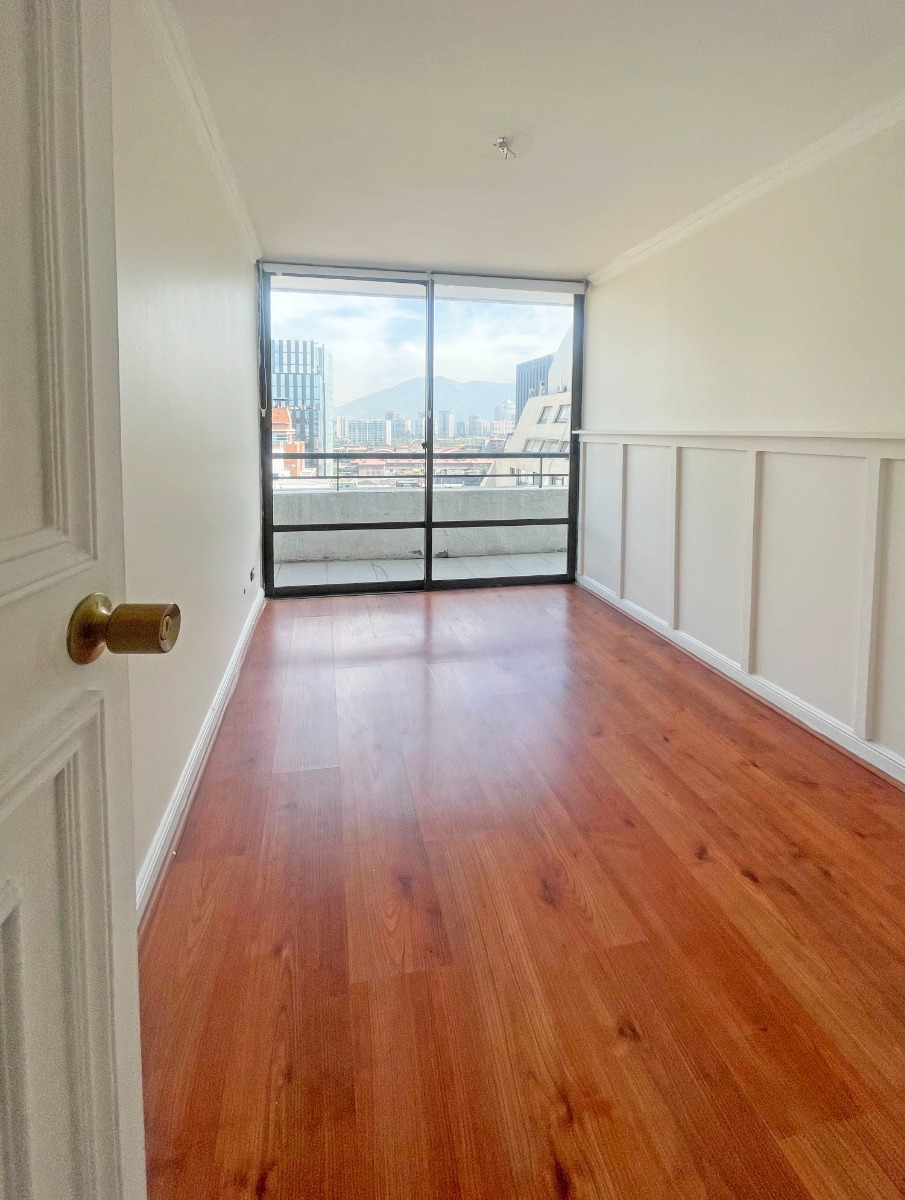 Arriendo Departamento 2D Metro Escuela Militar - Las Condes