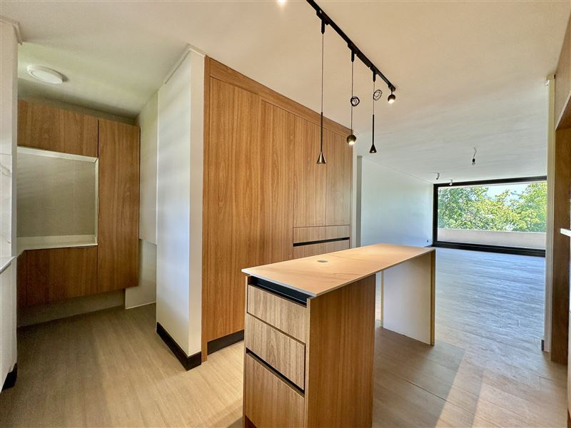 Arriendo Departamento Nor-Oriente 3D 4B 2E 1B Borde R&iacute;o - Casa Piedra - Vitacura