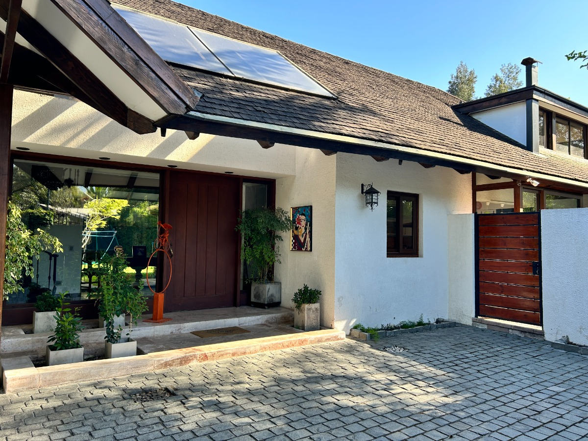 Venta Casa NO 5D en suite 5B 3E 3B Juan XXIII - Vitacura