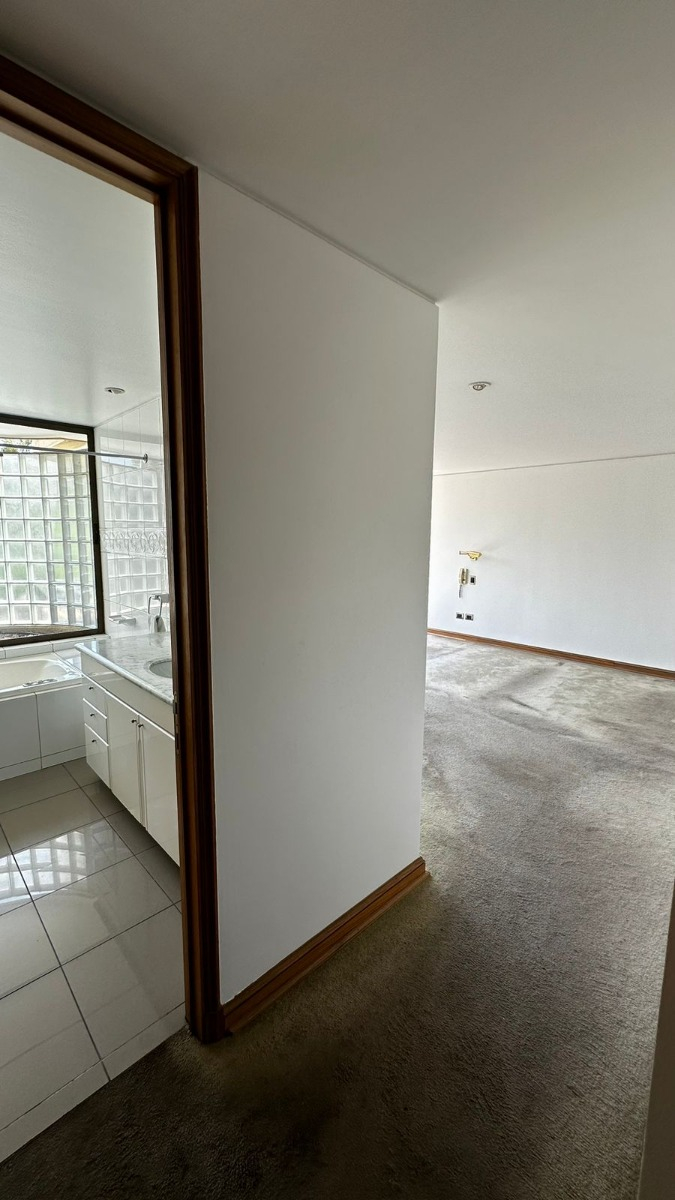 Venta Departamento NO 3D en suite Walk-in cl&oacute;set 3B 3E 2B Jard&iacute;n Del Este - Vitacura
