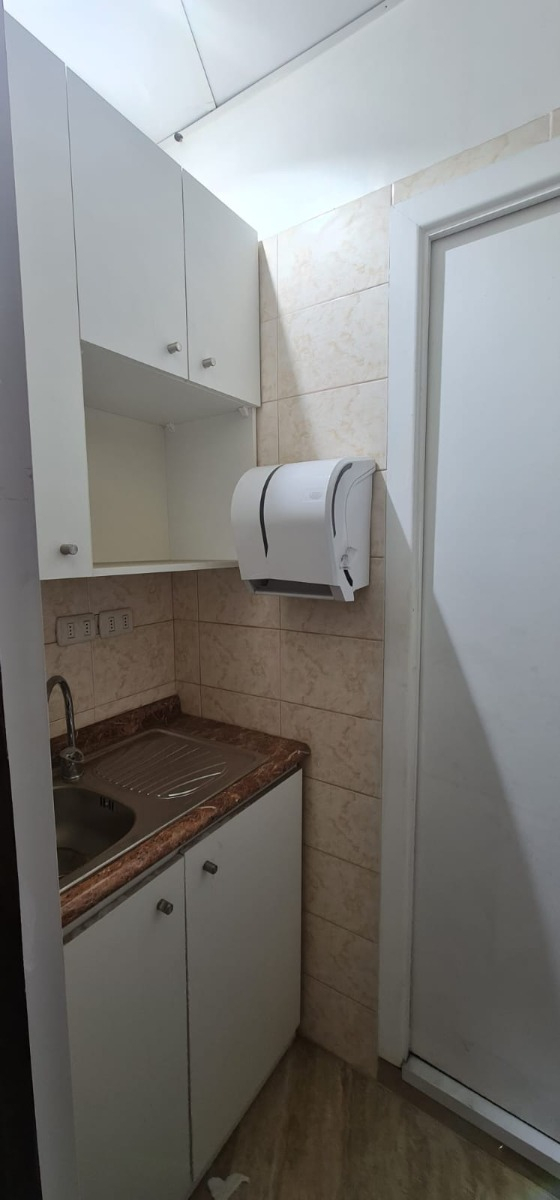 Arriendo Oficina S 2B 1E 1B Nueva Las Condes - Las Condes
