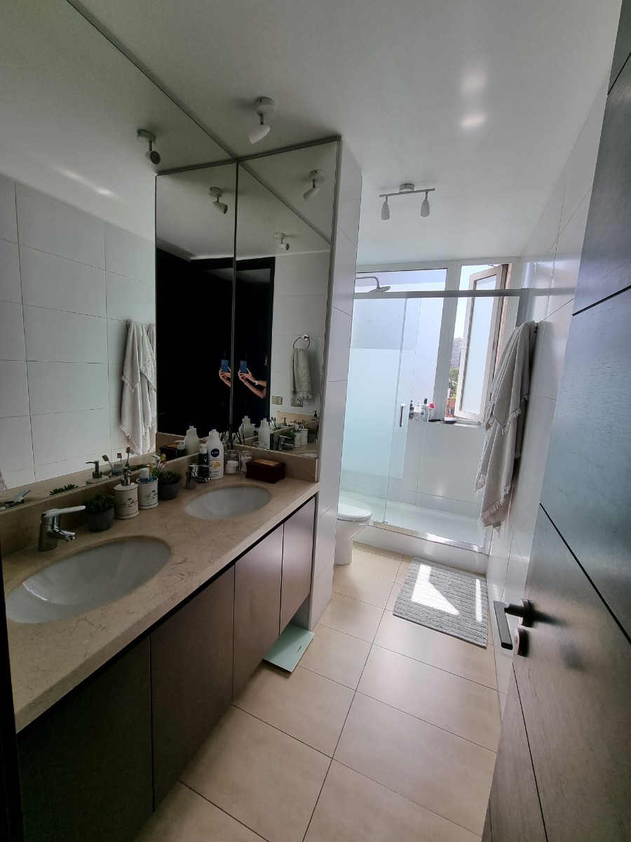 Arriendo Departamento 2D Alto Las Condes - Las Condes