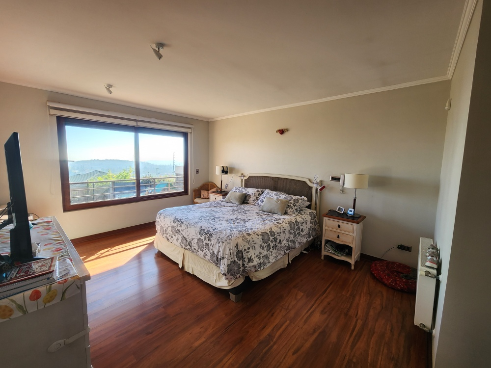Arriendo Casa NP 5D Walk-in cl&oacute;set 4B 3E 1B San Carlos de Apoquindo - Las Condes