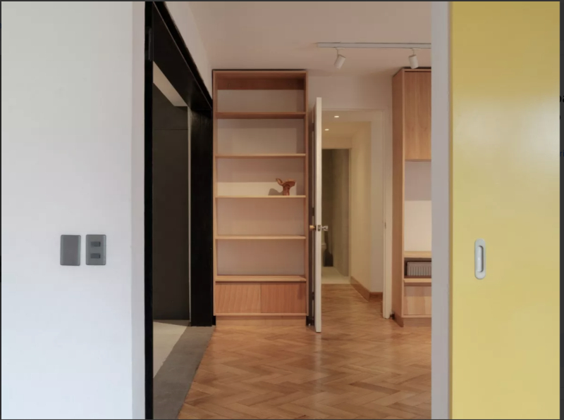 Venta Casa Oriente 1D 2B 2E Barrio El Golf - Las Condes