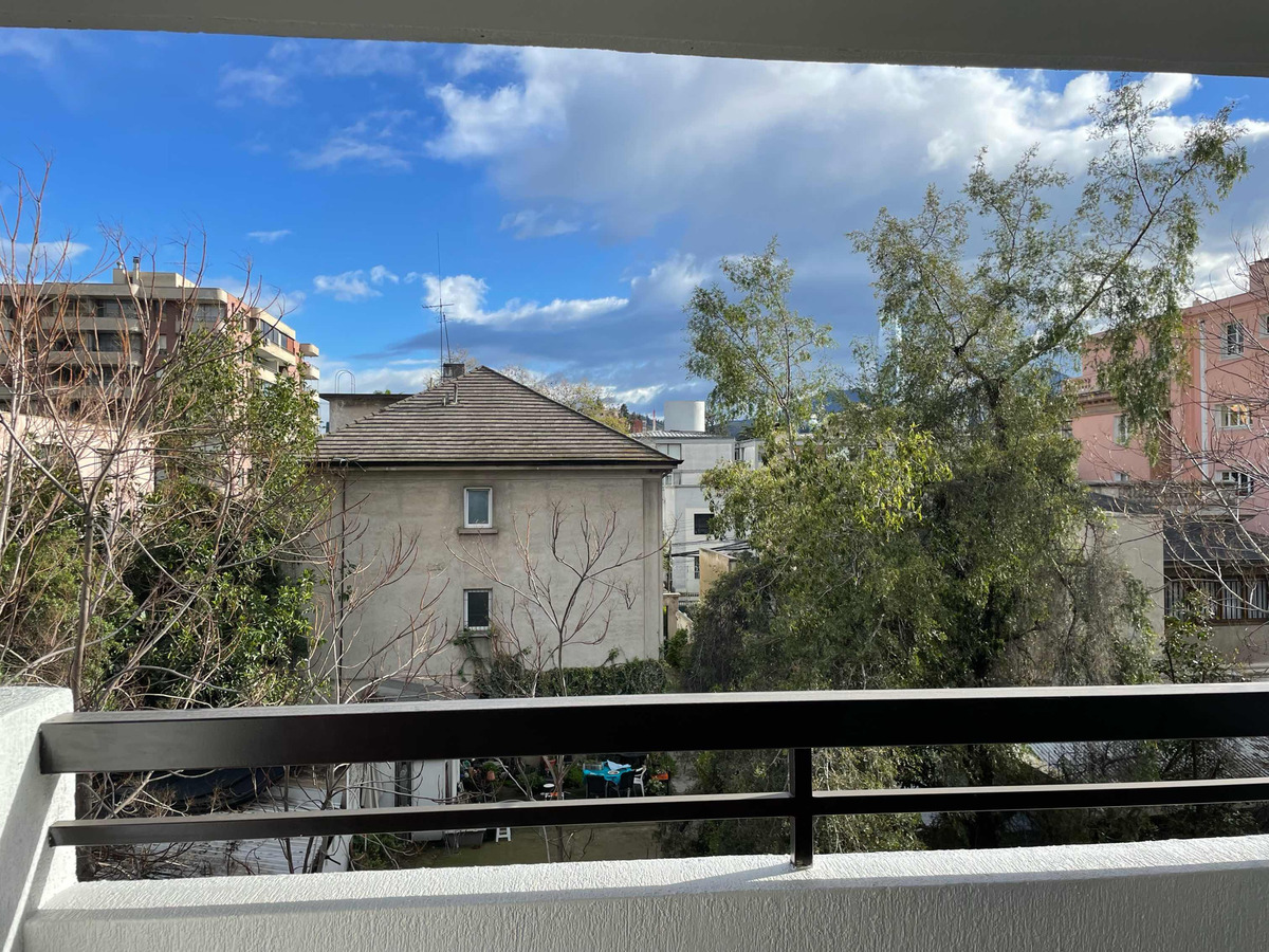 Arriendo Departamento N 2D en suite Walk-in cl&oacute;set 2B 1E 1B Pedro de Valdivia - Providencia