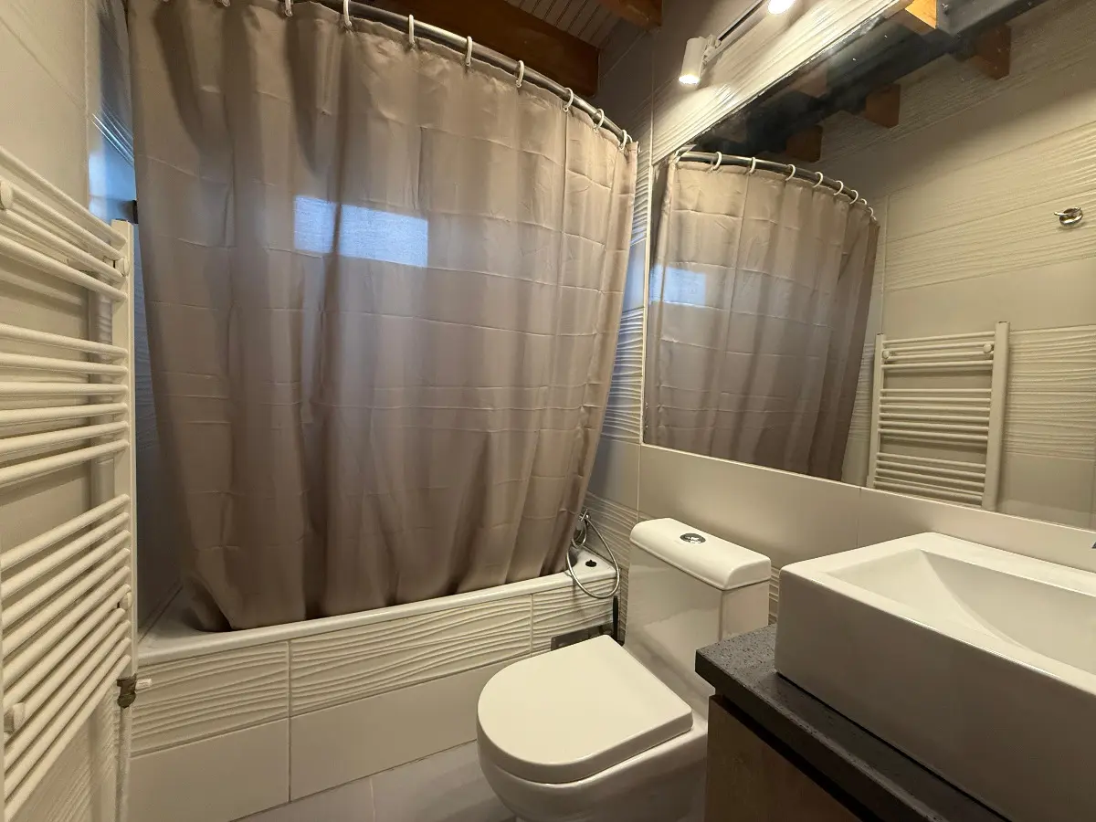 Venta Casa NOSP 6D WI cl&oacute;set Suite 5B 8E 2Bd 320m2 El Array&aacute;n - Lo Barnechea