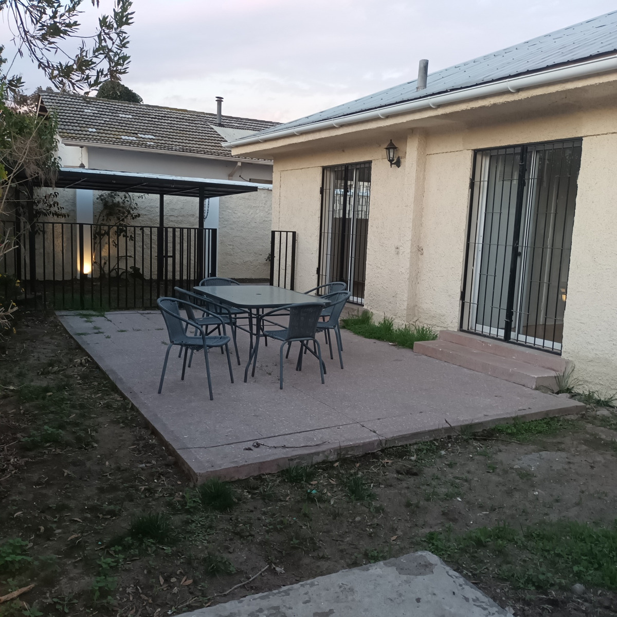 Arriendo Casa 3D 2B 3E 1B Metro Pr&iacute;ncipe de Gales - Country Club - La Reina